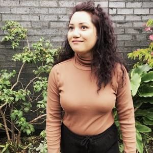 Meet your Posher, Suzyana